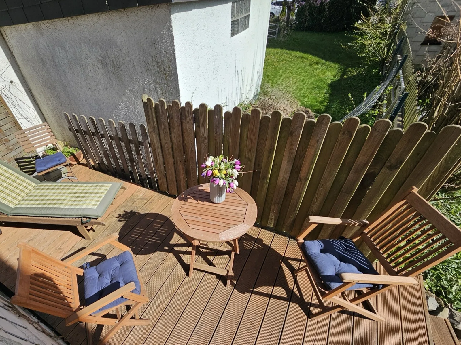 Terrasse von der anderen Seite gesehen